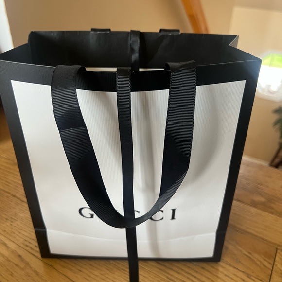 Gucci Bag - Picture 2 of 6